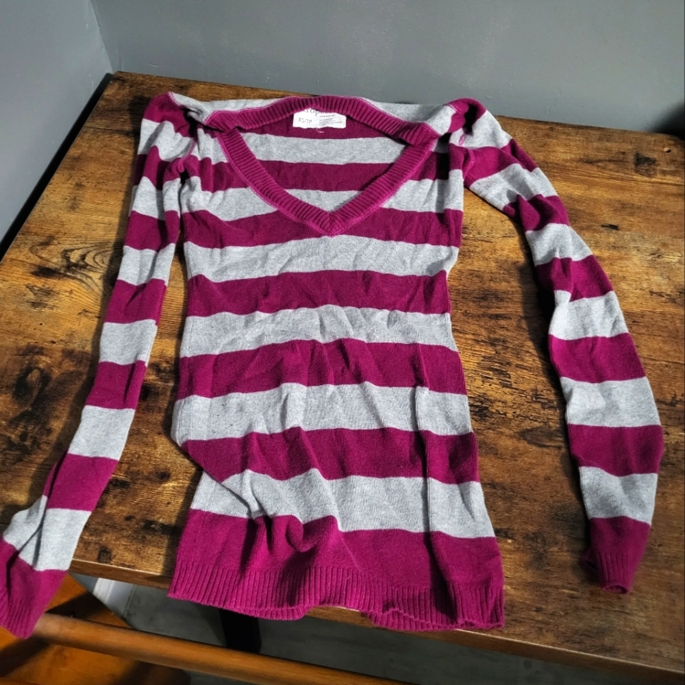 Aeropostale long sleeve sweater